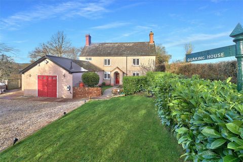 Webbers and Fine & Country are delighted to offer for sale this refurbished, character detached home. The property is set in an elevated position on the crest of the hills between Wiveliscombe and Milverton. The current owners have re-furbished the p...