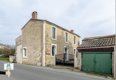 Venez découvrir cette charmante maison de 145m2 sur la commune de Thouarsais-Bouildroux, à seulement 7 minutes de Bazoges-en-Pareds, 15 minutes de la Chataigneraie et 20 minutes de Fontenay-le-Comte. Vous retrouverez toutes les commodités de première...