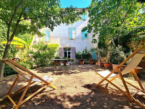 Unique opportunity! Gorgeous Maison de Maitre, dating from 1825, with beautifully conserved original features. This stunning house offers a spacious layout with 7 bedrooms, 3 bathrooms, an office, two lounges, a spacious dining room, a large separate...