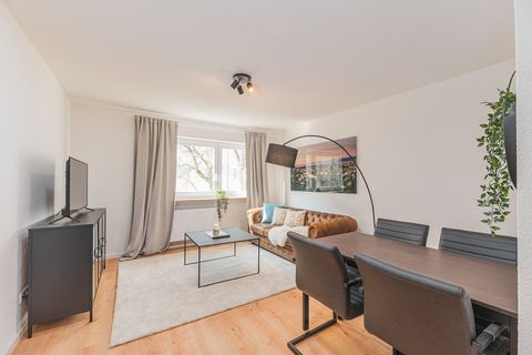 This first-class equipped 2 room apartment is very centrally located in a top location (Stuttgart West). The fully equipped apartment has a new fitted kitchen with washing machine, a balcony, a bedroom with a double bed and a workplace. The high-qual...