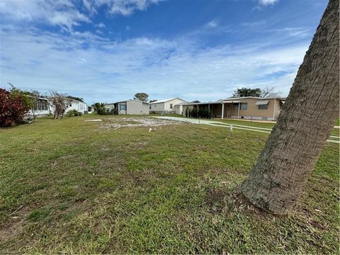 Vacant lot ready for your manufactured home! New artesian private well! This lot is large enough for a double wide 2 or 3 bedroom manufactured home. The lot has all utilities on site, is centrally located and close to everything. Very close to the Ba...