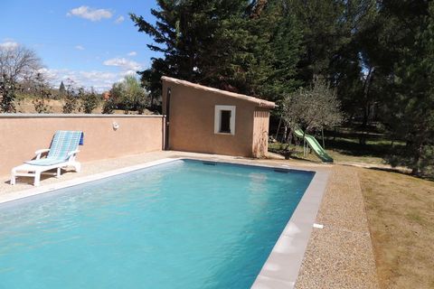 This beautiful holiday home is located in the village of Buisson in Vaucluse and gives you a slice of French homes style. It has 2 bedrooms, well-suited for a family of 4. There is a swimming pool for cooling off in summers and a roofed terrace for r...