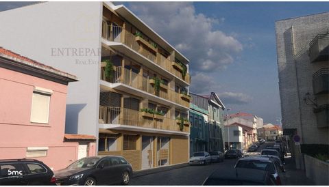 Apartments T1 and T2 to buy in the Center of Leça da Palmeira - Investment Opportunity. Leça Gold, a development located in the center of the city of Leça da Palmeira. With only 14 fractions available, in a building with 3 floors, and on the ground f...