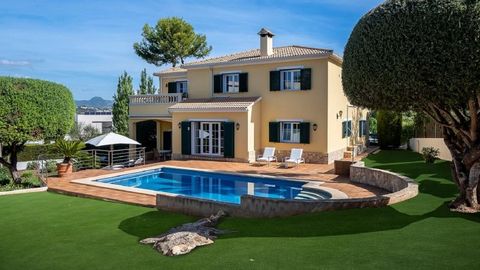 Charming villa with fantastic views of the turquoise sea and the majestic Sierra de Tramuntana mountains in the southwest of the sunny island. This great luxury property has a generous plot of approx. 944 m2, a built-up area of approx. 372 m2, and a ...
