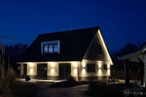 This detached holiday home, completed in 2024, is on the outskirts of a small holiday park on the island of Texel. This accommodation has been designed with contemporary standards in mind. The fully equipped kitchen is a good example of this. In addi...