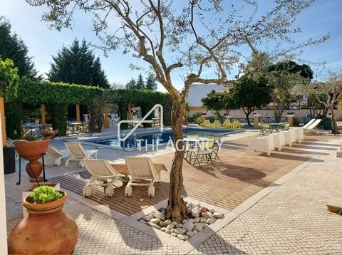 Located in Tomar. This rural hotel is located in a picturesque village with a rural setting, surrounded by lush greenery and rolling hills. This property can also be an excellent investment opportunity for those who would like to convert it into a fa...