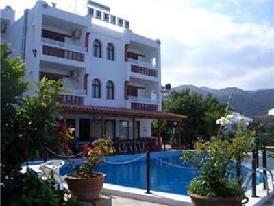 Located in Agios Nikolaos. Complex of tourist apartments a few kilometers from the center of the cosmopolitan town of Agios Nikolaos a few minutes walk from a lovely sandy beach. The complex has 22 apartments / 72 beds. There are 4 studio apartments....