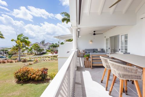 Located in Westmoreland. Presenting the impeccably refurbished Zion House at Forest Hills 2, an epitome of opulent Caribbean living fused with contemporary elegance. Over the past 12 months, this residence has undergone a comprehensive renovation, el...