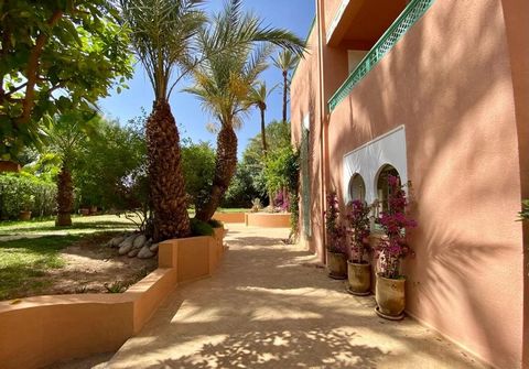 Located in Marrakech. In a secured residence in the heart of the palm grove with a common swimming pool, we propose you this sublime duplex on the garden level very sunny with a surface of 360m², it has 2 living rooms, 3 bedrooms including 2 with the...