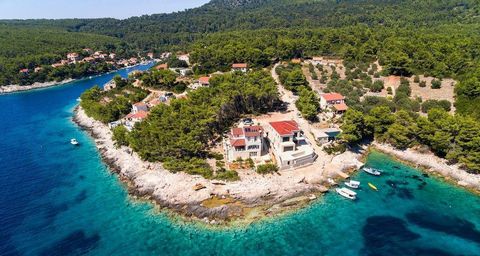 Amazing waterfront villa full of light and elegance, located on Korcula island! Private beachline and mooring for a boat in front of the villa! Beautiful pine forest is bordering the villa! Villa was built in 2016. Total surface is 250 sq.m. Land plo...