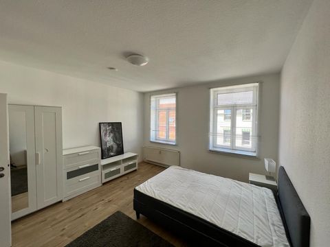 Welcome to your new home! This spacious 3-room apartment offers plenty of room for comfort and relaxation. Each room is individually designed: Room 1: Double bed and desk Room 2: double bed and desk Room 3: single bed and desk The apartment has a ful...