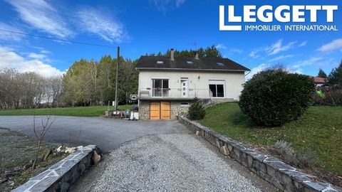 A27770DAC87 - Well-presented 7 bedroom family home of 170m2 on a large plot of land just 2 minutes drive from the historic town of Eymoutiers. Sous-sol style property, which has a new efficient heat pump heating system, UPVC windows and electric shut...