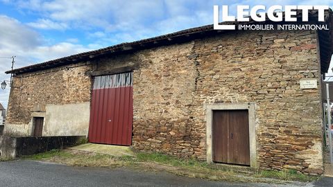 A26030SGE24 - Situated on the edge of the village this fabulous stone barn could be used as storage or a garage Information about risks to which this property is exposed is available on the Géorisques website : https:// ...