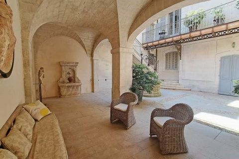 In a quiet well-preserved neighbourhood, elegant private mansion of approx. 600 m2. Charming inner courtyard, shaded gallery, and terraces on the two upper floors. Its renovation has preserved the spirit of the property while endowing it with contemp...