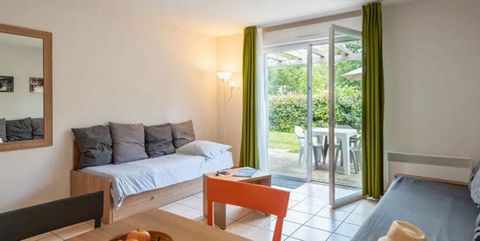 Property only for investors. Not suitable for a primary residence: Property rented under a commercial lease. Manager: Terre de France PROFITABILITY: 5.40% Annual rent excl. VAT: 2898.86€ Condominium fee: €174.04 Property tax: 626 € Ideally located be...