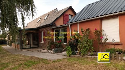 The Expert Immobilier agency offers you this recently renovated farmhouse, composed of a kitchen with central island opening onto a large living room/veranda, a living room with office area, a master bedroom with its shower room, games room, hallway ...