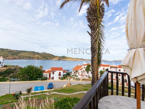 Are you looking for a comfortable home with sea views? We offer you this spacious apartment in perfect condition in Playas de Fornells. It is located in a well-kept community with lovely gardens and lawned areas. The property, easily accessible from ...