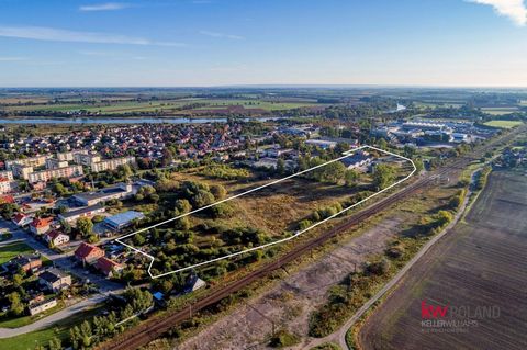 Na sprzedaż tereny inwestycyjne w miejscowości Malbork.  Nieruchomość składa się dwóch, płaskich działek gruntowych o łącznej powierzchni 50196 m2  ( przybliżone wymiary działki to 480 x 110 m. Teren w całości ujęty jest w MPZP i przeznaczony pod  za...