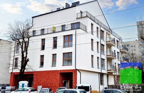 Na sprzedaż 23 lokale mieszkalne w stanie deweloperskim w nowym budynku w Pabianicach przy ul. Warszawskiej. Parter: Lokal nr 1 - 45,84 m2 (2 pok.) Lokal nr 2 - 60,11 m2 (1 pok.) Lokal nr 3 - 57,50 m2 (3 pok.) - sprzedane Lokal nr 4 - 44,41 m2 (1 pok...