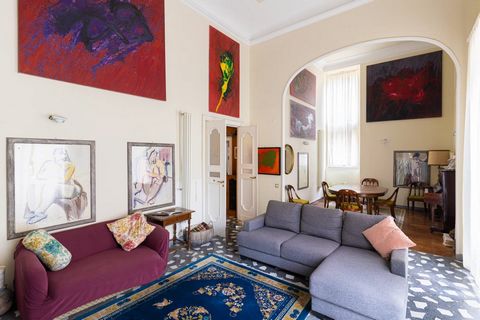 A prestigious, spacious apartment for sale within the sixteenth-century Palazzo Cellamare, one of the oldest noble palaces in Naples. The apartment is approximately 200 square meters, with ceilings nearly 5 meters high, and spans two floors. From the...