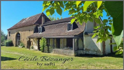 Cécile Bézanger presents this magnificent farmhouse to restore with several outbuildings located in the heart of Siorac en Périgord, 30 minutes from Sarlat la Canéda. Within walking distance of the town's shops and services (school, train station, me...