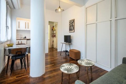 Magnifico monolocale di 25 mq sito in nel 1° arrondissement di Marsiglia. Vettore È idealmente situato per una vacanza alla scoperta di Marsiglia e dei suoi dintorni. Non vedo l'ora di darti il benvenuto! :) Il Palazzo Canebère, situato a nel 1° arro...