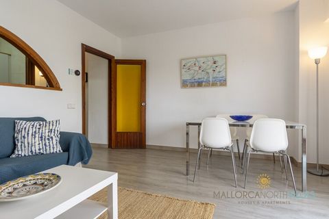 Het appartement in Port de Pollença heeft 2 slaapkamer(s) en kan gereserveerd worden tot 4 personen. Accommodatie De accommodatie heeft een oppervlakte van 85 m² ismooi ingerichte en is volledig uitgerust, gelegen vlakbij het strand, met uitzicht zee...