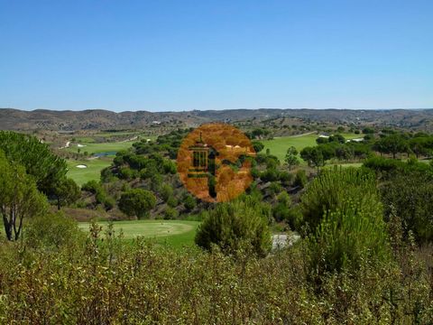 Plot of land with 2567m² with feasibility of construction of 420m² at Monte Rei Golf in Vila Nova de Cacela With stunning views of the golden coast of the Atlantic Ocean, the land to the north of the resort has been reserved for those who want to des...