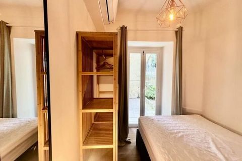 Dieses 2-Zimmer-Apartment am Boulevard Carabacel liegt im Herzen von Nizza und ist der perfekte Ausgangspunkt für die Erkundung der wichtigsten Sehenswürdigkeiten der Stadt, darunter die berühmte Promenade des Anglais und ihre sonnigen Strände. Egal,...