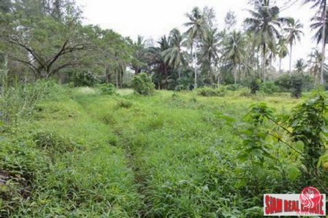 Plots of land for sale in Khao Lak. The plots are located 500m to the beach and 800m to Petch Kasem highway (number 4). The property is at Bang Sak Beach, approximately 18 km north of Khao Lak. The plots are located on a flat land. There are two sepa...