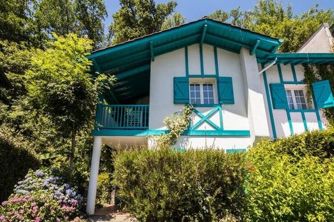 Close to the fine sandy beaches of Biarritz, nestled in the first foothills of the Pyrenees, the Les Collines Iduki**** tourist residence, located in La Bastide Clairence, is ideally located for discovering the Basque Country with family or friends. ...