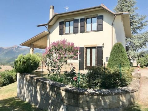 **FOR SALE: CHARMING HOUSE IN SAN DONATO DI FABRIANO** Nestled in lush greenery with breathtaking views of the surrounding valley, this stone house offers a serene and enchanting living environment, perfect for recharging in nature while remaining cl...