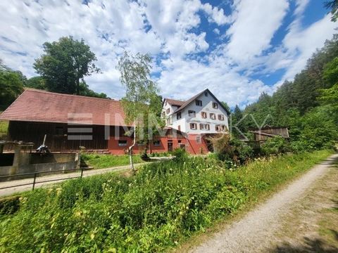 ** Zum Verkauf steht dieser landwirtschaftlicher Hof mit funktionsfähiger Mühle in idyllischer Alleinlage.** Das großzügige Landhaus befindet sich in traumhafter Lage mitten in der Natur. Das Objekt liegt im Nordschwarzwald und ist vielseitig nutzbar...