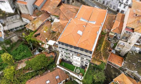 The Marquesa Palace sets a new benchmark for rehabilitation in the historic centre of Porto. The result of the hard and meticulous work of Impacto Capital, already known for reference projects such as the Fervença Palace in Vila Nova de Gaia, the Mar...