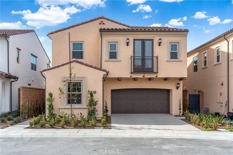 Big Backyard! This stunning single-family home features 4 bedrooms and 4 bathrooms plus a loft in the desirable new Sierra neighborhood of Portola Springs! The gourmet kitchen is equipped with a premium Bosch stainless steel appliance package, includ...