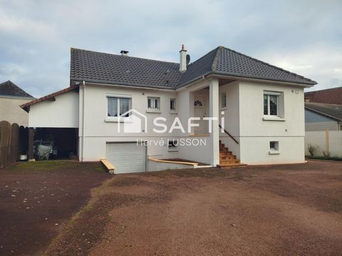 Située sur la commune prisée de Laigné-en-Belin, à proximité immédiate des commodités, cette charmante maison de 85 m² offre un cadre de vie idéal pour toute la famille, bénéficiant de 2 modes de chauffage ( cheminée avec insert+ chauffage Gaz). Elle...