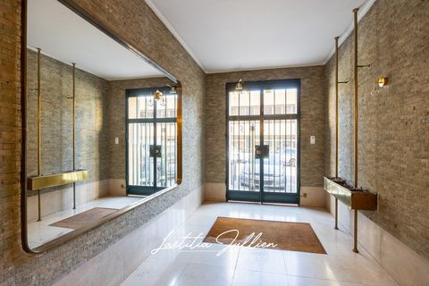 Appartement bourgeois T3 de 96m² avec vue panoramique Périer, Marseille 8ème