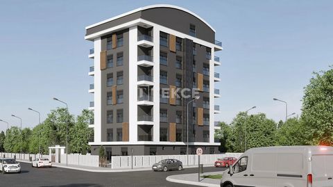 Gloednieuwe Appartementen in Complex met Parkeerplaats in Muratpaşa De nieuw gebouwde appartementen bevinden zich in de wijk Güvenlik in Muratpaşa. In de buurt zijn er veel scholen, wat een gebied creëert met gemakkelijke toegang tot vervoer en nabij...