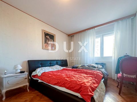 Location: Primorsko-goranska županija, Rijeka, Gornja Vežica. RIJEKA, GORNJA VEŽICA - 2R+LR, 1st floor, most sought-after location In the DUX offer we received an apartment on the 1st floor of a neat and well-maintained building in one of the most so...