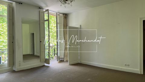 Appartement de caractère dans immeuble historique