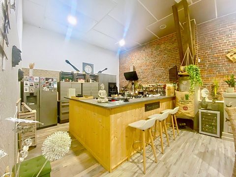 LOFT 140M² AVEC TERRASSE ET STATIONNEMENT