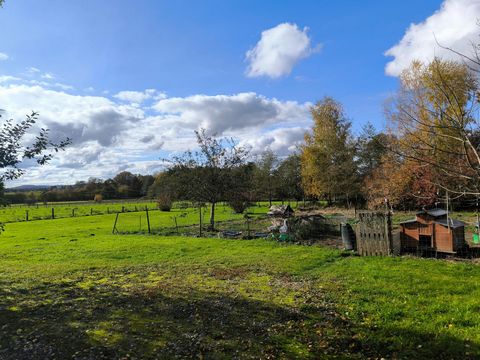 TERRAIN Semi viabilisé -15,6 ARES en pleine nature