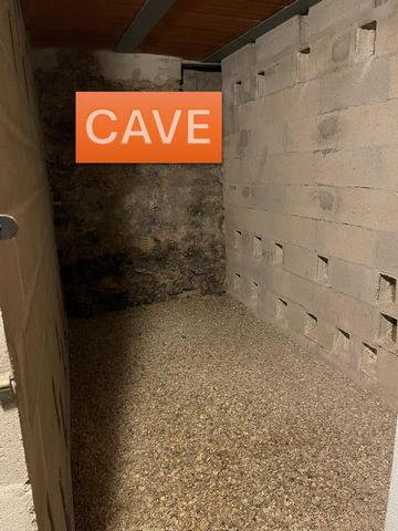 Cave 4 m² /8 m3 en volume de stockage à Belleville