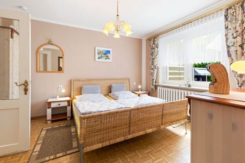 This 2-bedroom holiday home is situated in the charming town of Zierow, located close to the beautiful Baltic Sea coast. Perfect for groups of 6 or families with children, this vacation rental offers a private terrace complete with a grill, providing...