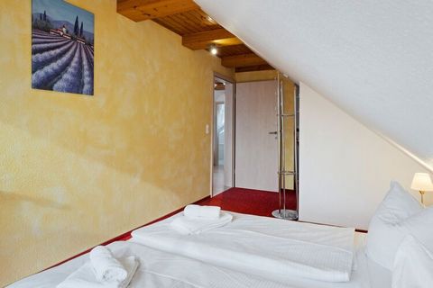 Get in a car and make various day trips from this apartment in Kalkhorst, which is a perfect base to visit cities like Insel Poel, Zierow, Wismar and Hohenkirchen, and is only a few minutes' walk from the natural beach on the Baltic Sea. There is ter...