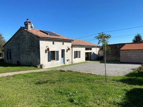 Superb property, restored 10 years ago, with a very large living room. The property is situated in the heart of a small hamlet, in a quiet location, just a few minutes from Ruffec. Possible to buy the property furnished. Solar panels to heat the wate...