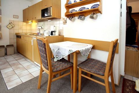 Cozy holiday apartment in a terraced apartment house. The Dornumersieler Tief, which meanders directly from the North Sea inland and is ideal for rowing or fishing. In the nearby cutter harbor you can enjoy fresh fish sandwiches and enjoy the small, ...