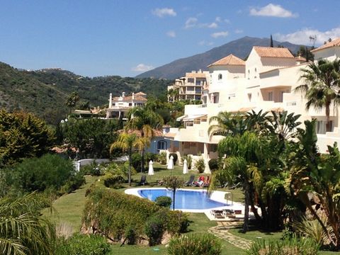Located in Puerto Banús. Ocean Pines in Puerto Del Almendros, Benahavis - super holiday accommodation in this lovely gated private complex. This Ground Floor Apartment opens onto a private terrace, furnished with sun beds and dining set for al fresco...
