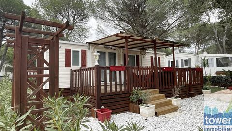 83480 Puget sur Argens. In a leisure park with all amenities and services (4 swimming pools, 1 of which is heated from April), jacuzzi, balneotherapy, slides, fitness room, mini golf, football field, tennis, 2 padels, bowling green, supermarket, rest...