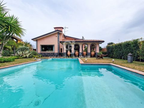 Hidden among the enchanting landscapes of the splendid San Giovanni la Punta, stands this magnificent villa for sale, a true oasis of relaxation and comfort. Built in 1972, this prestigious residence is in impeccable condition, ready to welcome its n...